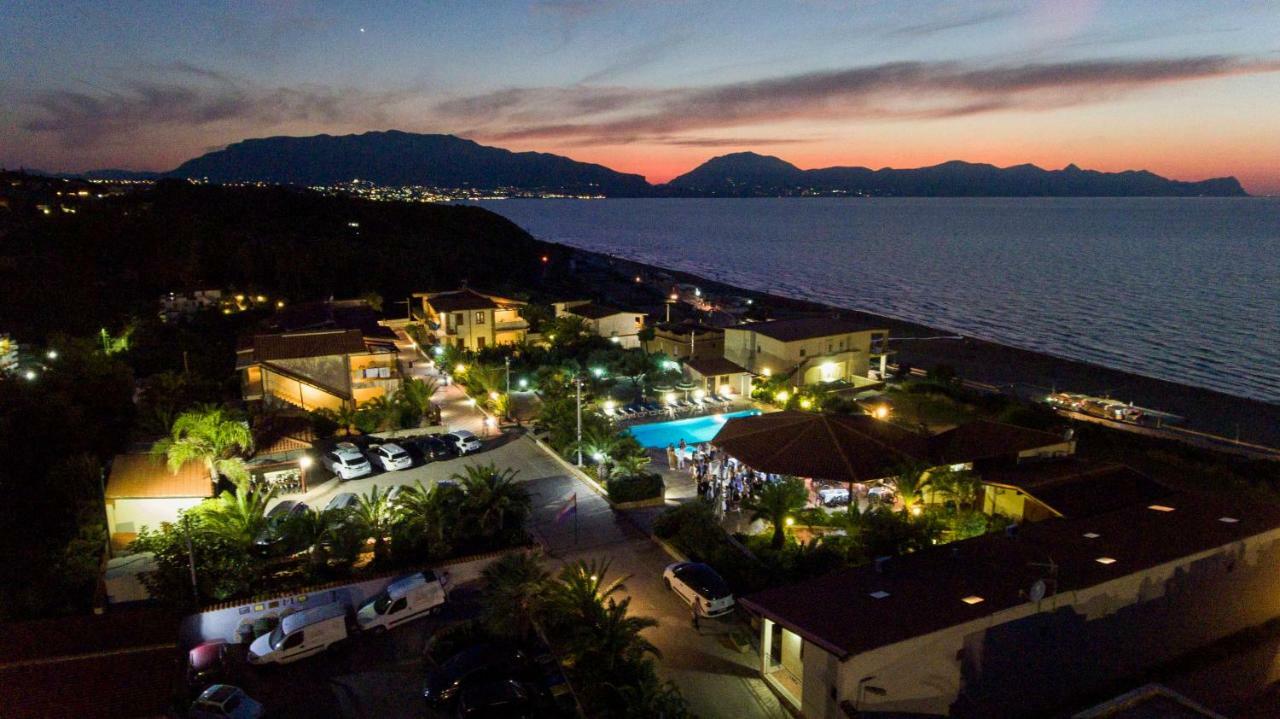 Residence Valentina Balestrate ภายนอก รูปภาพ